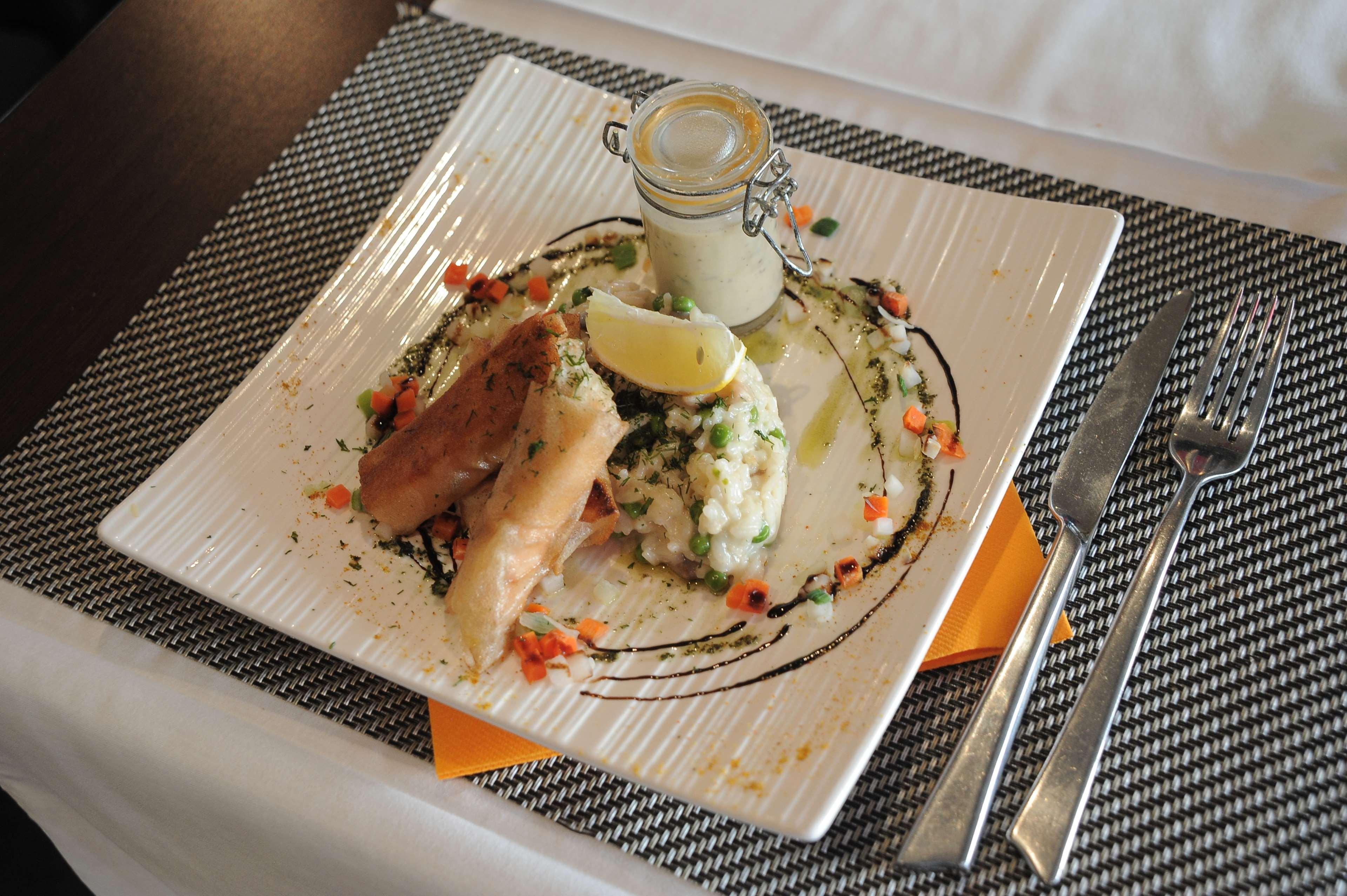 Hotel Kyriad Dieppe Saint-Aubin-sur-Scie Ngoại thất bức ảnh