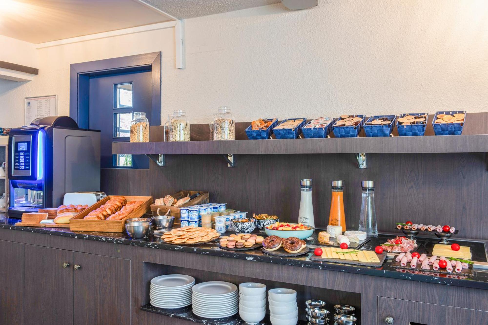 Hotel Kyriad Dieppe Saint-Aubin-sur-Scie Ngoại thất bức ảnh